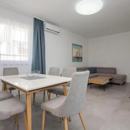 In With Outdoor Swimming Pool, Sauna And Wifi Holiday home *